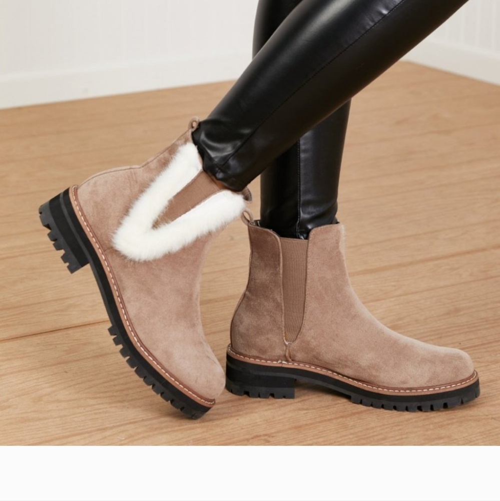 Marc Fisher lug boat Iggie boots